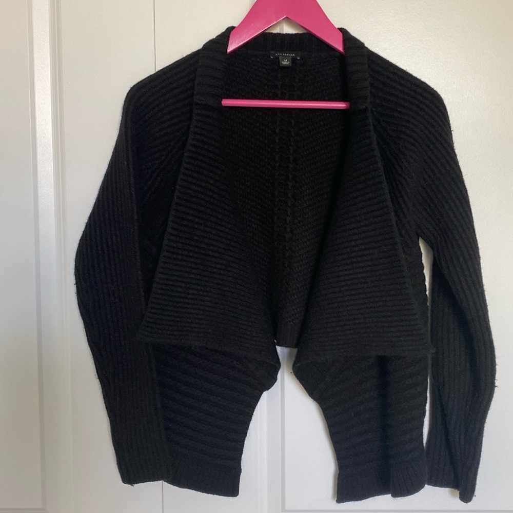 Ann Taylor Cropped Cardigan Sweater‎